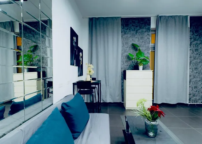Apartment Modern & Cozy -15 Min To Rathausplatz & Center *