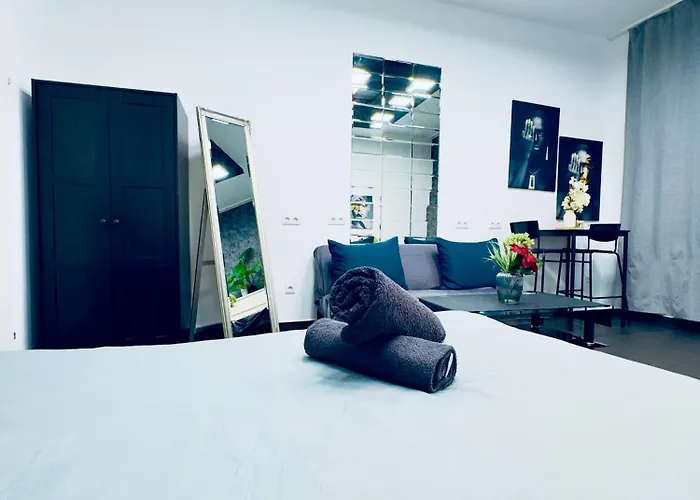 Modern & Cozy -15 Min To Rathausplatz & Center *