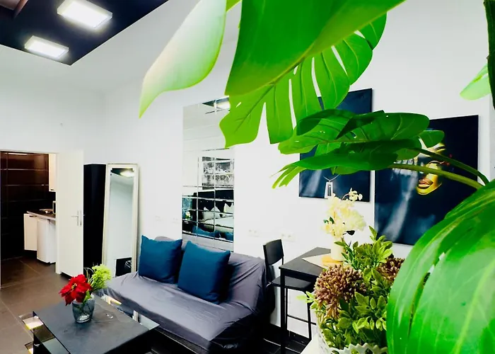Modern & Cozy -15 Min To Rathausplatz & Center *