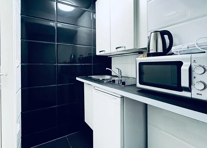 Apartment Modern & Cozy -15 Min To Rathausplatz & Center Vienna